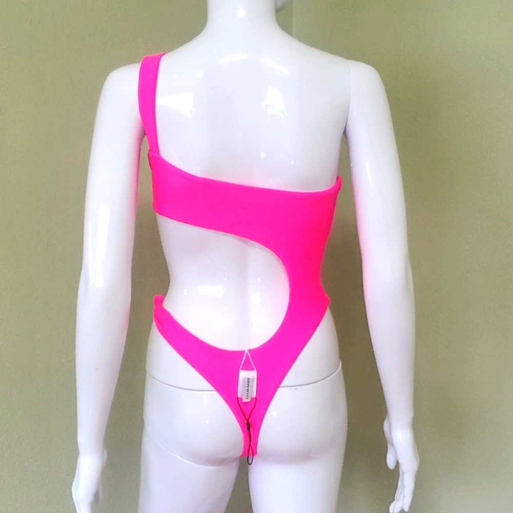 Dixperfect Bathing Suit. - Picture 3 of 5